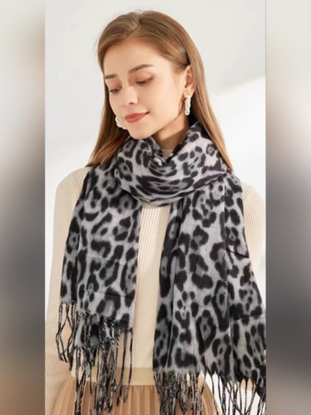 PASHMINA Black Leopard Print Scarf Pashmina & Silk Blend Rectagle 70' x 22"